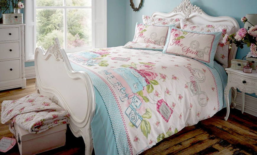 Image 1: Free Spirit Duvet Set