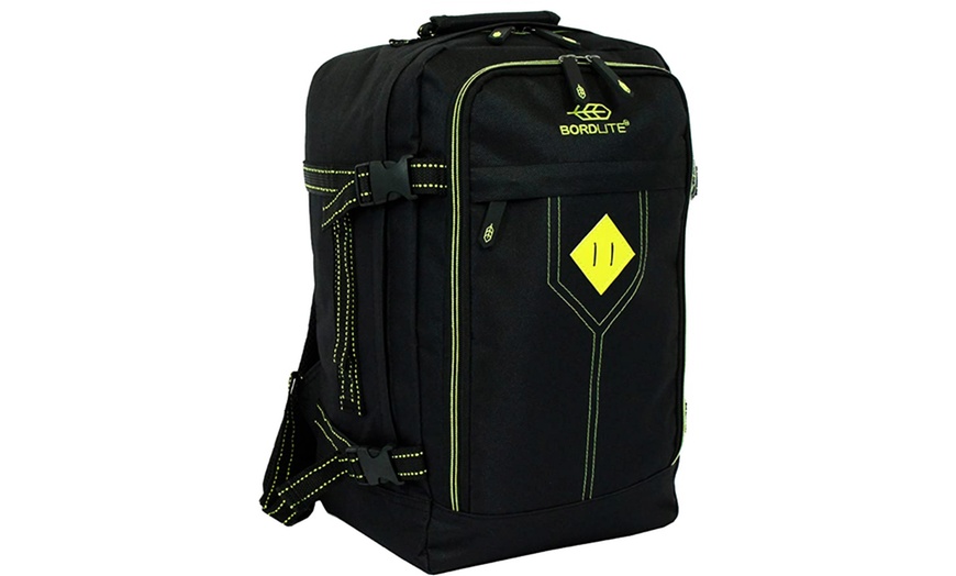 Image 8: RYANAIR Flight Carry On Cabin Bag - 40x20x25 - Adjustable Straps