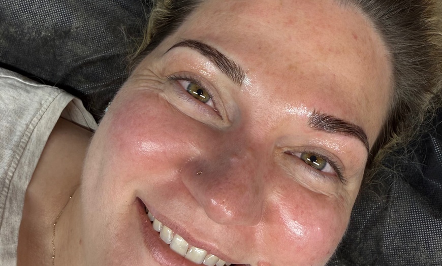 Image 5: Get a Brow Lamination with or without Tint and Sculpting Session