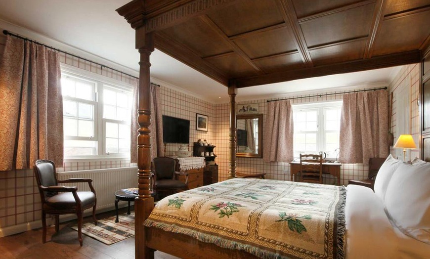 Image 3: The Scottish Highlands: Room or Suite with Breakfast 