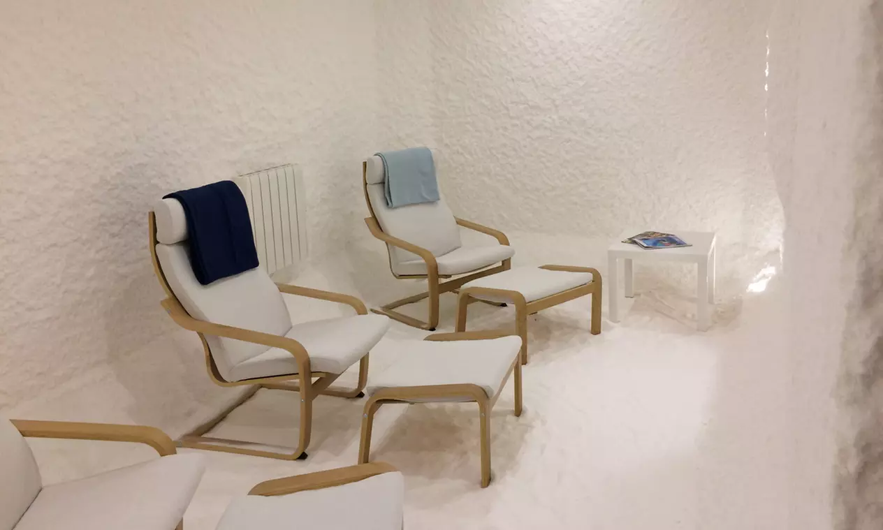 One or Two One-Hour Salt Cave Sessions at London Salt Rooms - Primary Image