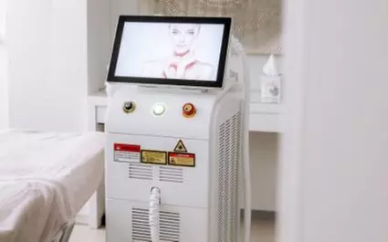 3x Dioden Laser-Haarentfernung an einer kl. oder großen Zone nach Wahl