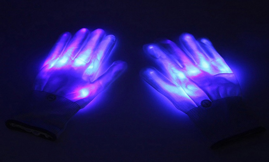 Image 2: Light up Skeleton Gloves 