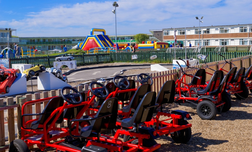 Image 5: Pontins Park: 7-Night Summer Break