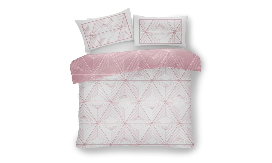 Image 8: Zander Printed Duvet and Pillowcase Set