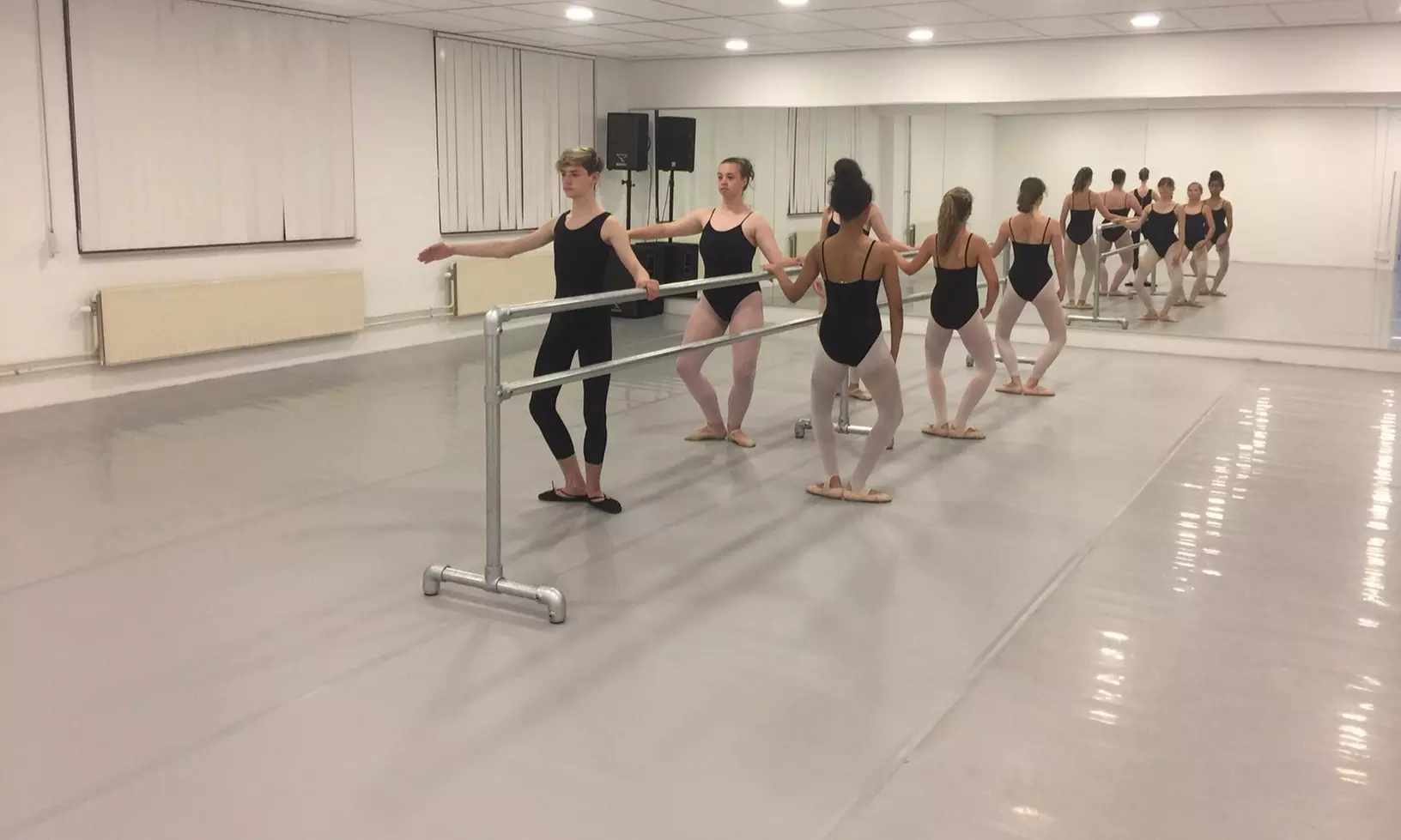 Dansles naar keuze op 7 locaties