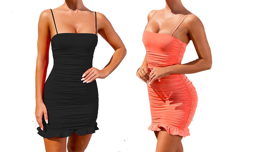 Image 9: 1 ou 2 robes moulantes avec bretelles