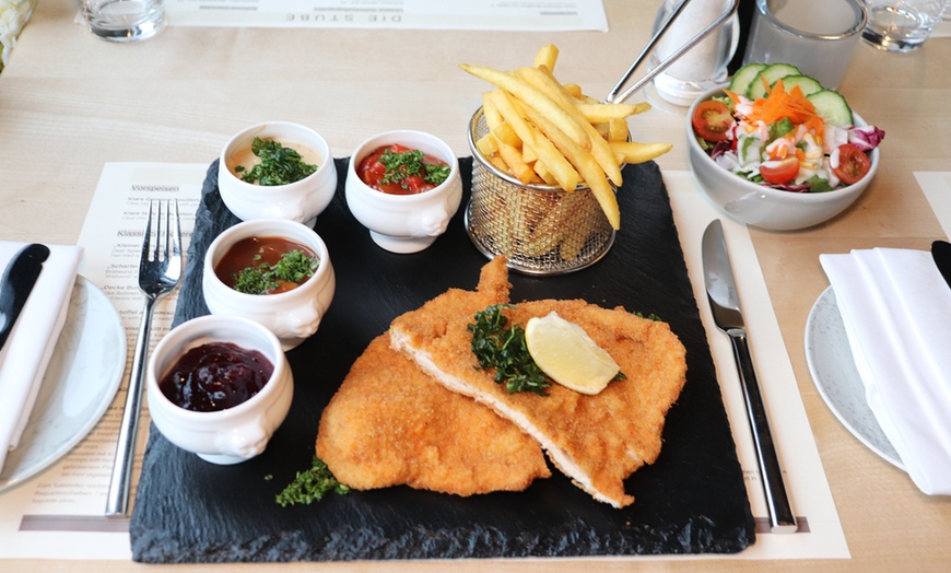 Image 1: Schnitzeltasting für 2 oder 4 Personen inkl. Pommes und frischem Salat