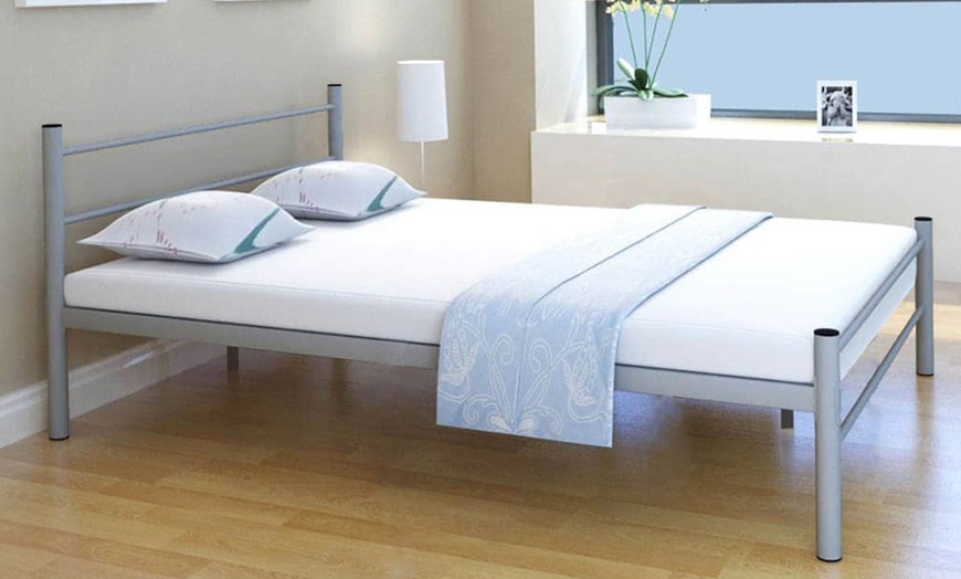 Image 6: Metalen bedframe 