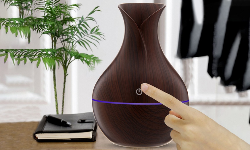 Image 2: USB Wood Grain Air Humidifier
