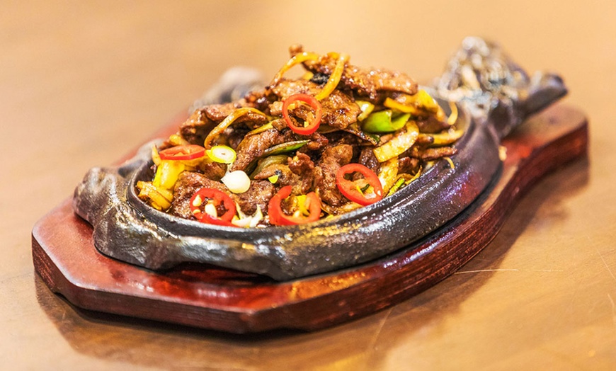 Image 4: Sizzling Hot Pot, Rice & Drink