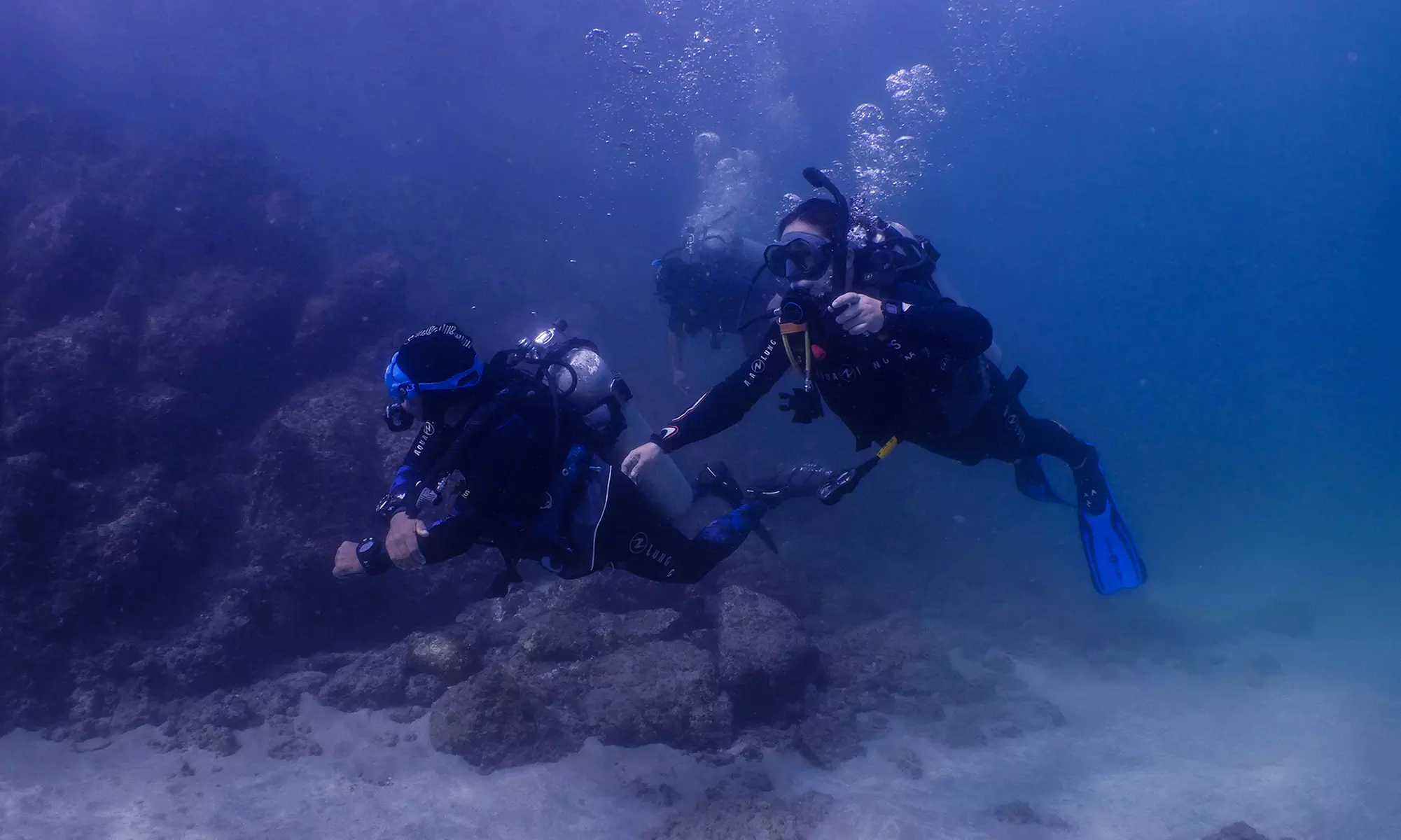 Experience Scuba Diving with Pool and Beach Dives!