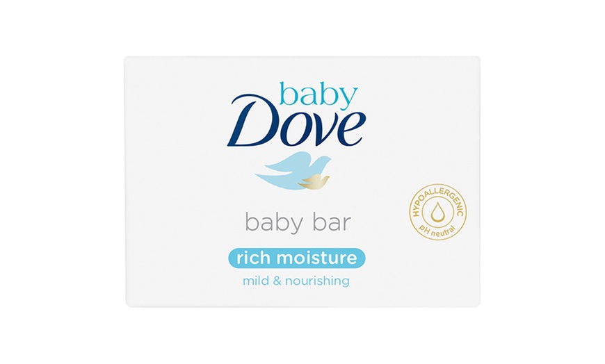 Image 7: Dove Bath Products Set