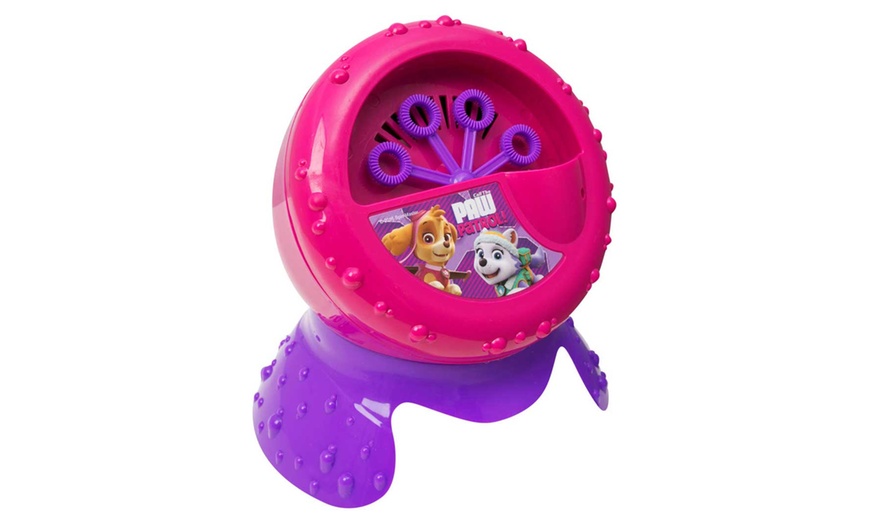 Image 12: Character-Themed Bubble Blower 