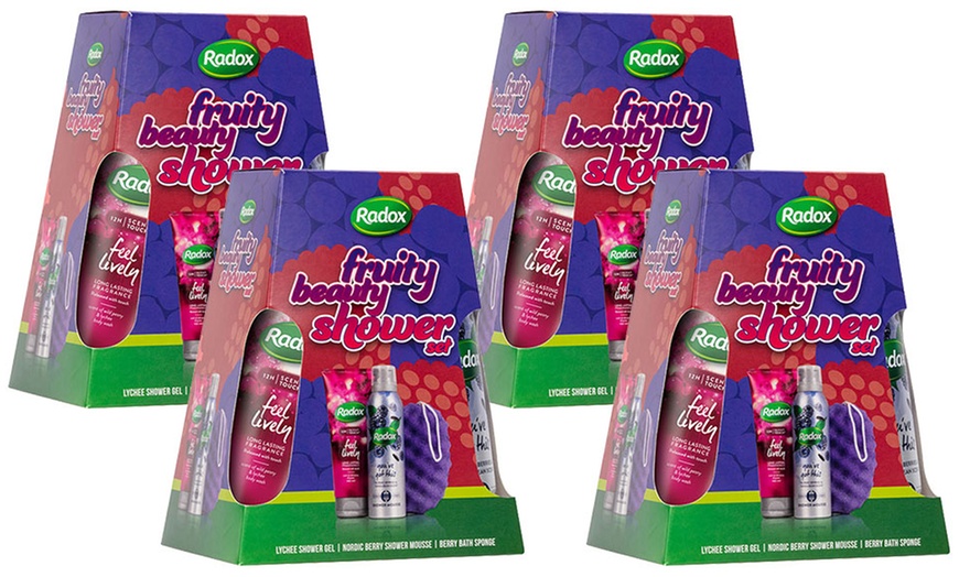 Image 7: Radox Fruity Beauty Gift Set