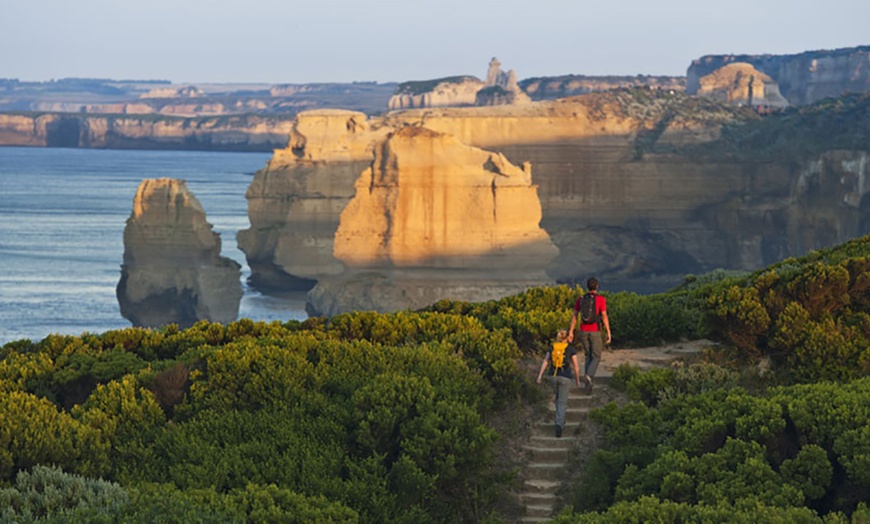 Image 3: Great Ocean Road: Day Tour with Aussie Lunch