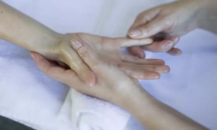 Modelage du corps, des mains et des pieds