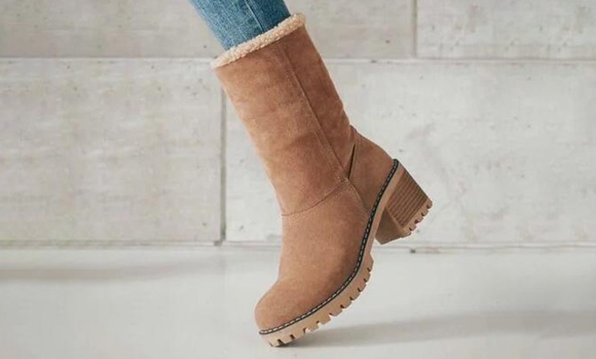 Image 3: Women's Faux Suede Fold-Over Block Heeled Boots