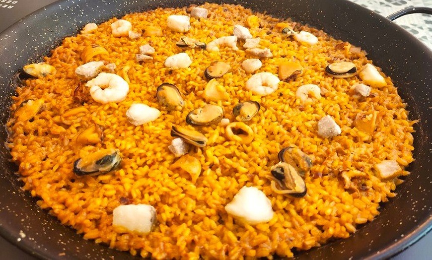 Image 5: Menú de arroz para llevar para 2 o 4 personas con botella de vino