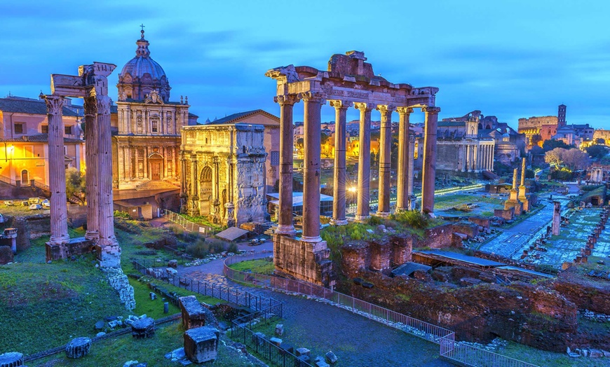 Image 2: Roma 4*: hotel con colazione più visita a Colosseo e Fori Romani 