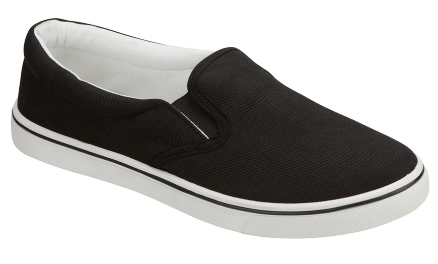 Image 4: Men's Canvas Plimsolls