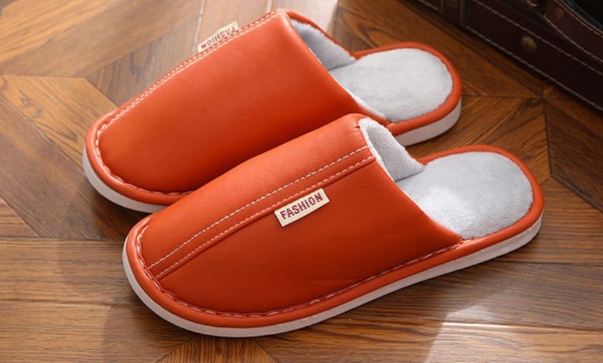 Image 4: Unisex Warm Slippers