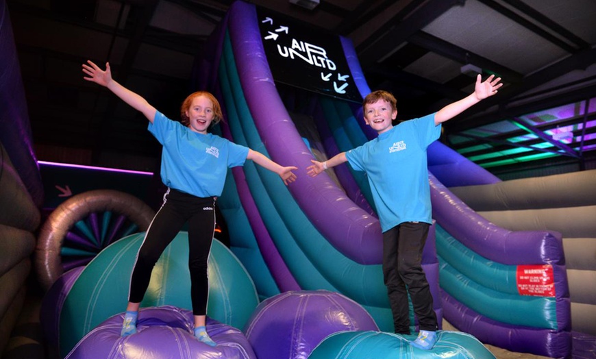 Image 5: One-Hour Trampoline Park Access