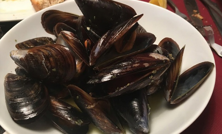 Image 5: Menú mediterráneo para 2 o 4 personas