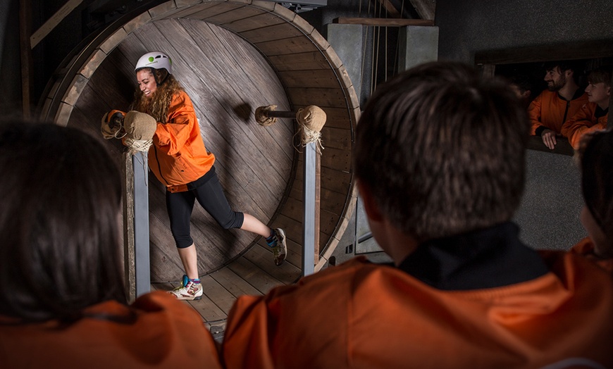 Image 4: Crystal Maze Live Experience