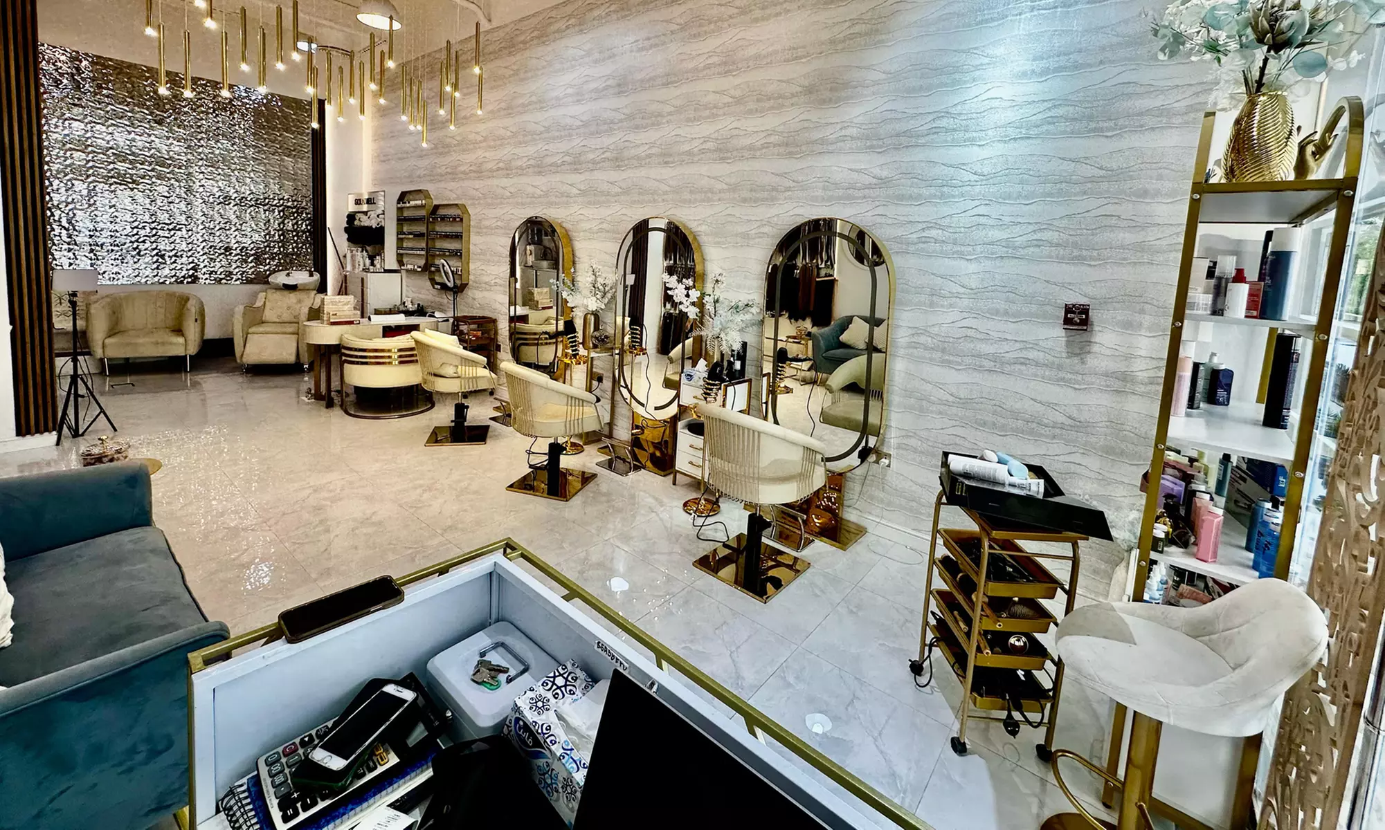 Fresh Hair Wash, Cut, Keratin Treatment, and much more for a New Look!