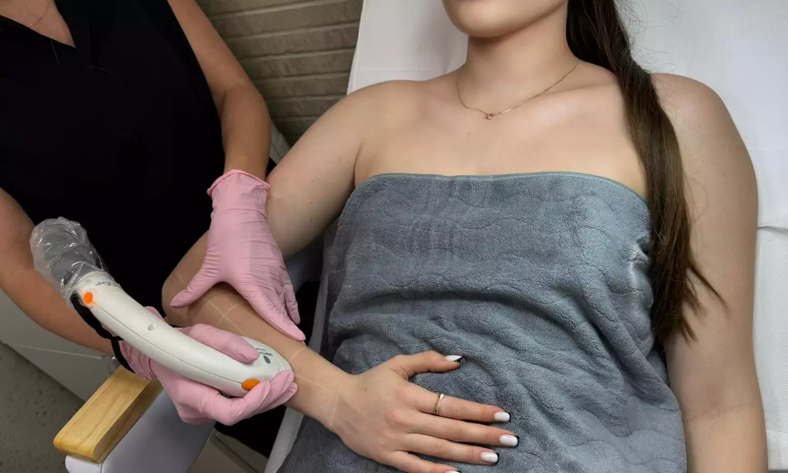 Depilacja laserowa: pojedyncze zabiegi lub pakiet roczny