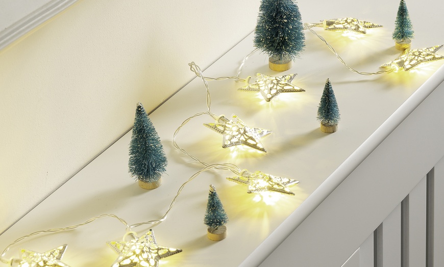 Image 7: Battery-Operated Star Lights