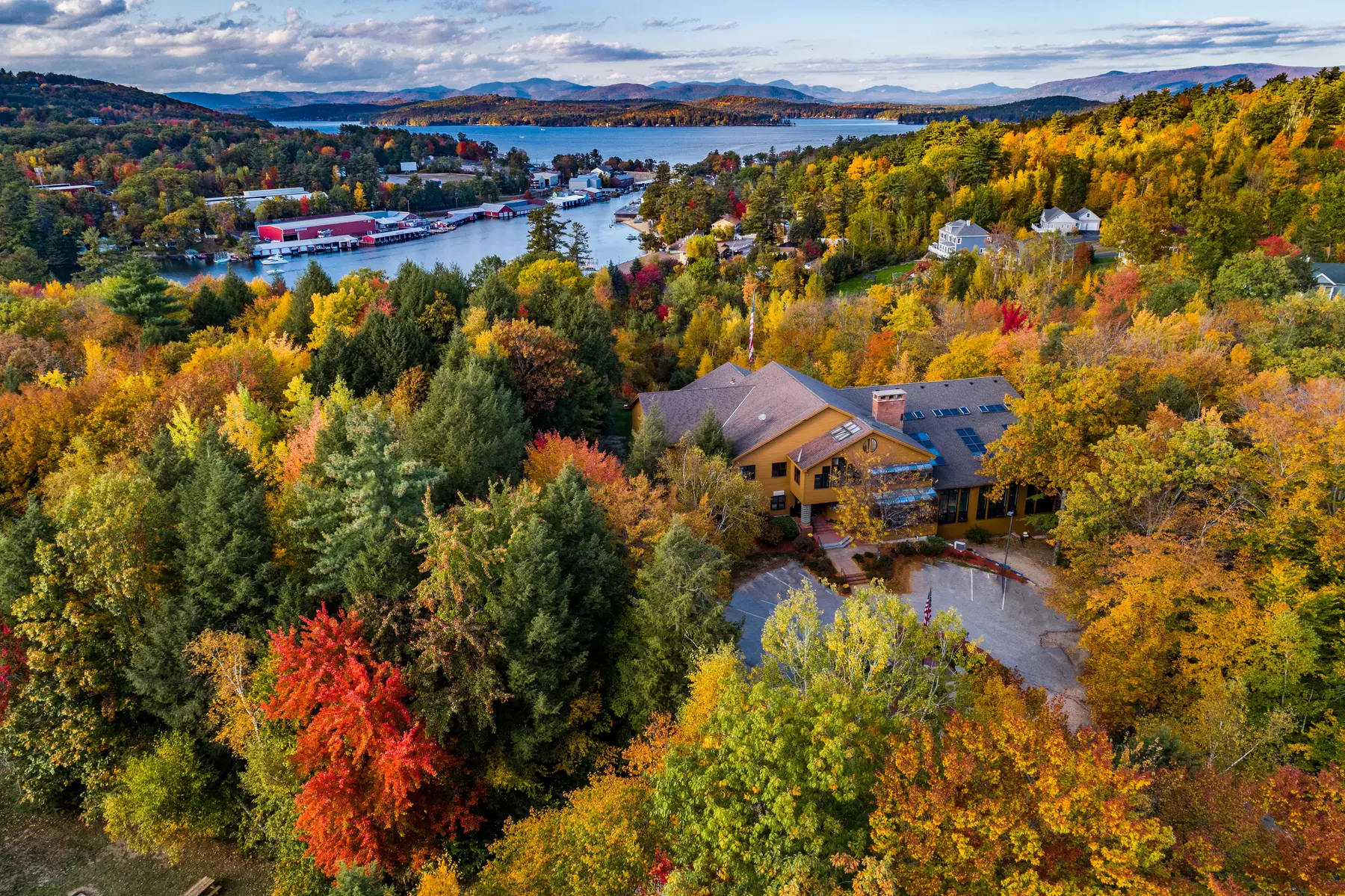 Hotel Stay at Summit Resort in Laconia, NH - Primary Image