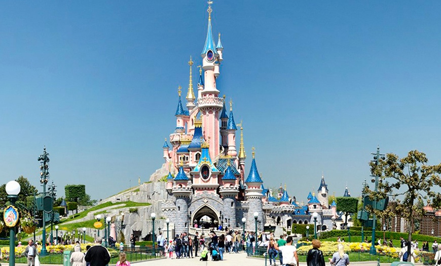 Image 1: ✈ Disneyland Paris: 2 to 4 Nights with Flights