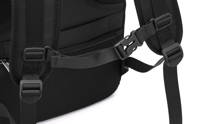 Image 18: 25L Multi-Functional Laptop Bag with USB Port and Shoe Compartment