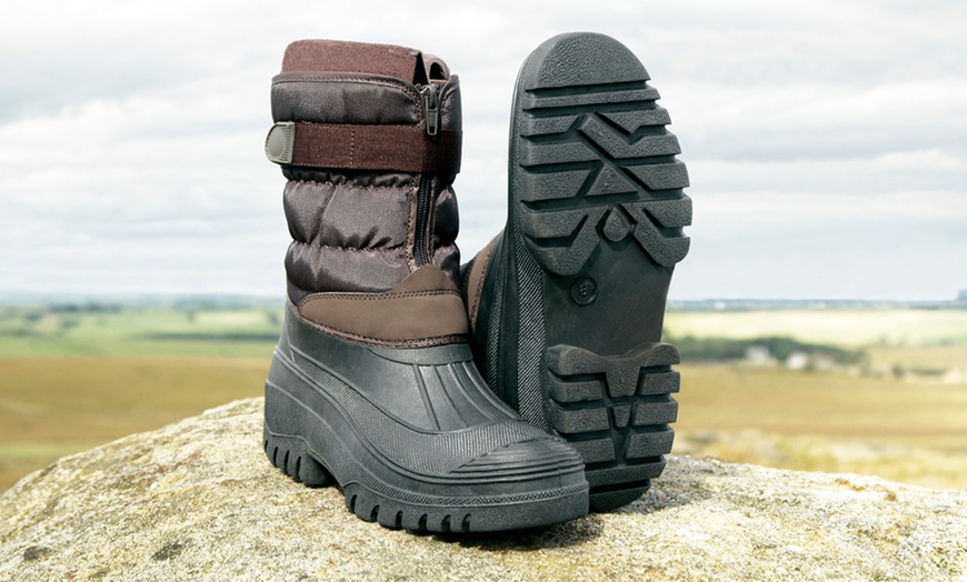 Image 3: Unisex Waterproof Boots