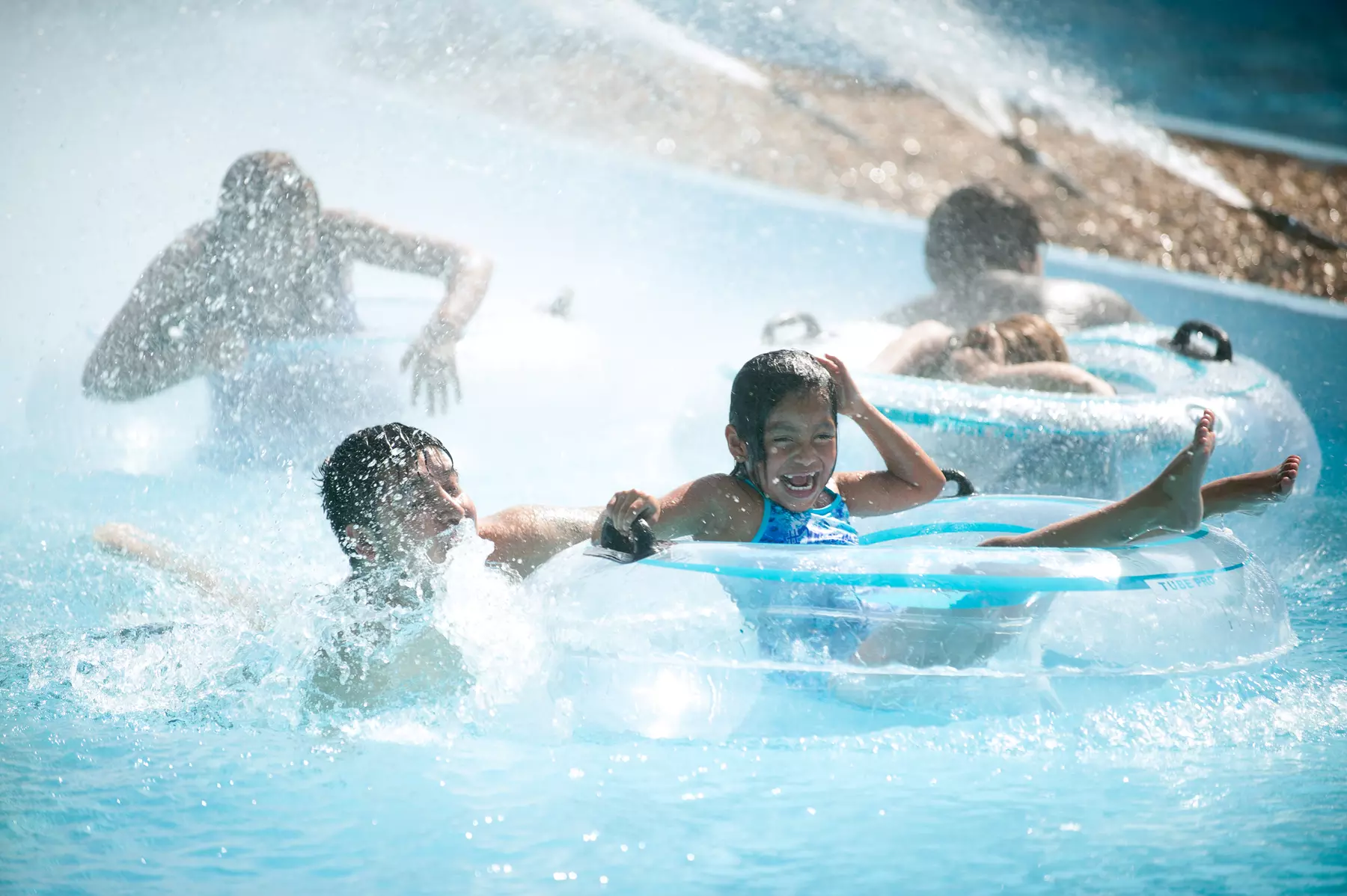 Splash Country Water Park Admission – Relax and Play