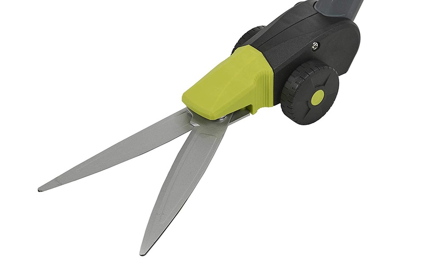 Image 3: Swivel Grass Shears