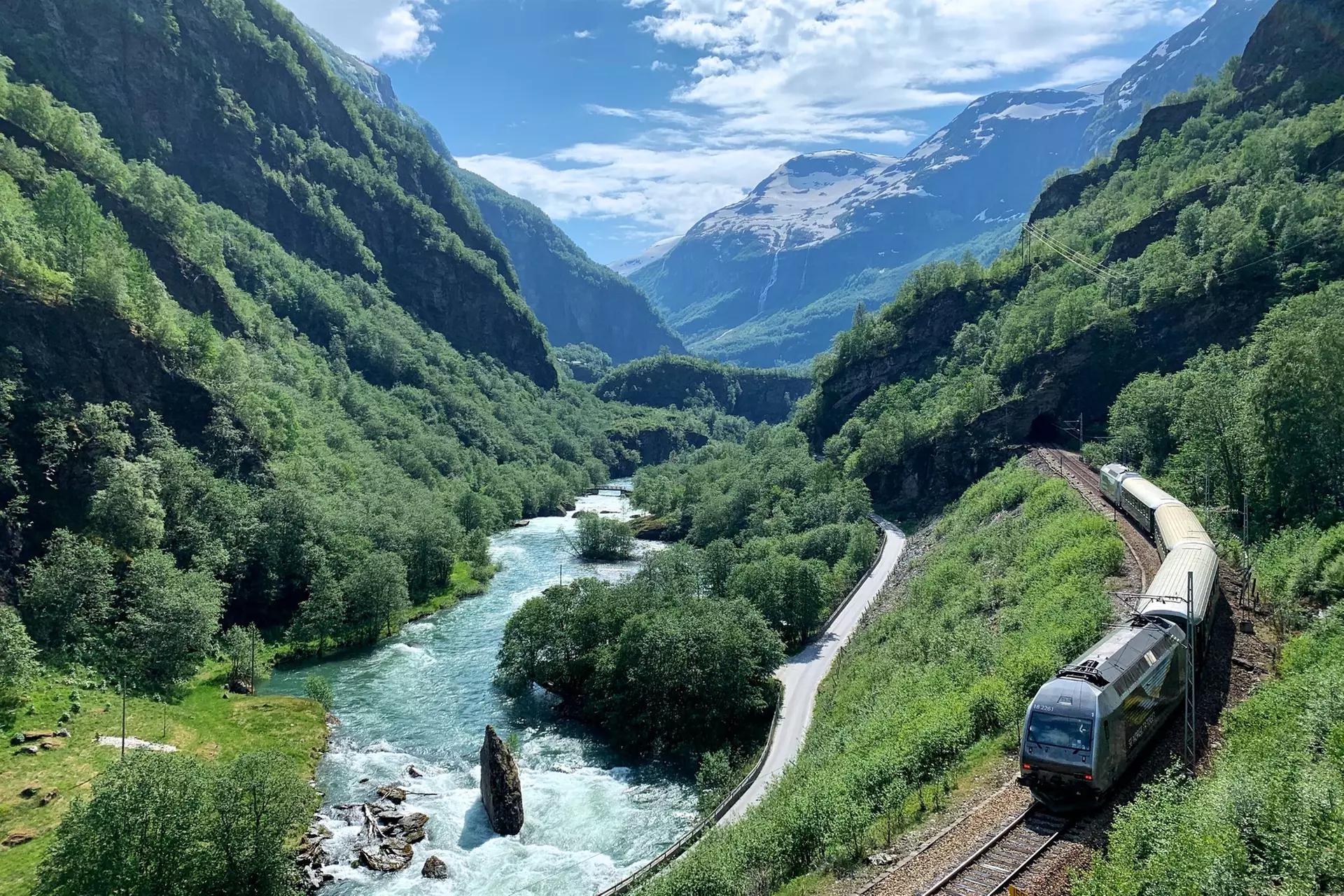 ✈ 9-Day Scandinavian Capitals Tour with Air from Weekender Breaks
