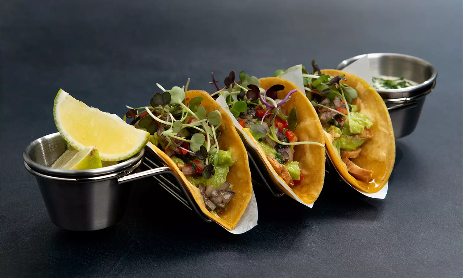 Menú fusión para 2 personas con entrante, principal, postre y bebida