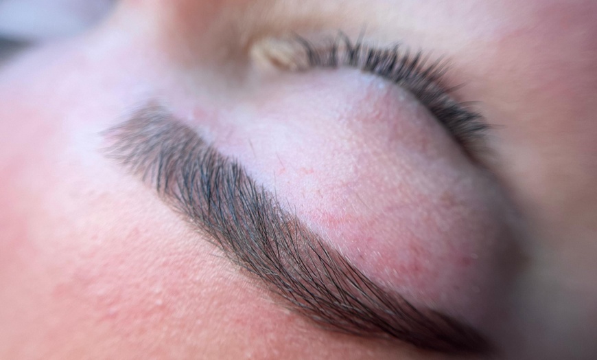 Image 7: Lashlift, Brow Lamination & Wenkbrauwen verven naar keuze