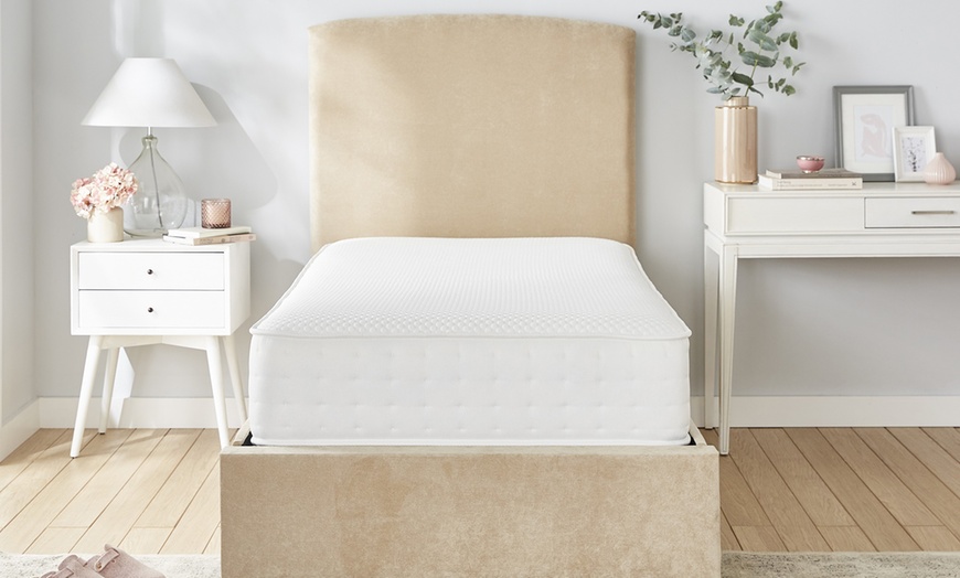 Image 5: Florence Memory Foam Deep-Quilted Pure Comfort Mattress