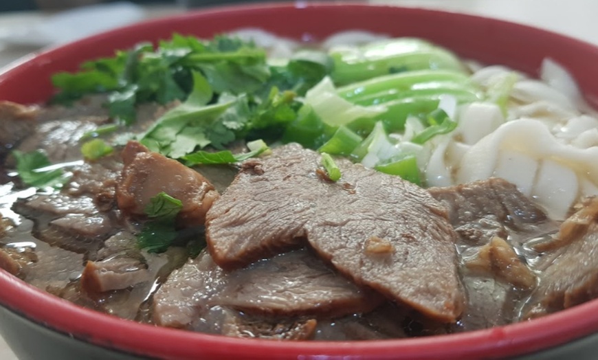 Image 3: Up to 30% Off on Noodle Restaurant at Big Bun