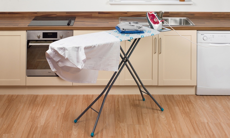 Image 2: Beldray Retro Ironing Board