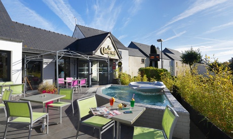 St-Brieuc : chambre double Elégance avec petit déjeuner et dîner en option à l'hôtel Inter-Hôtel Au Chêne Vert pour 2