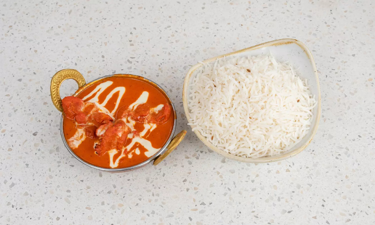 Dive Into Indian Culture Over Traditional Spice-Infused Curry & Naan