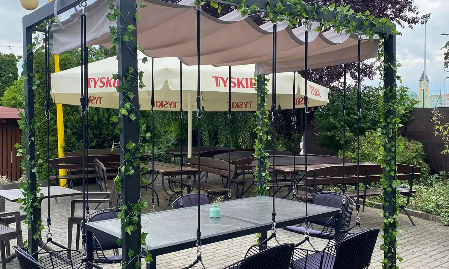 Ekscytujący bowling: godzinne wynajęcie toru dla maks. 6 osób