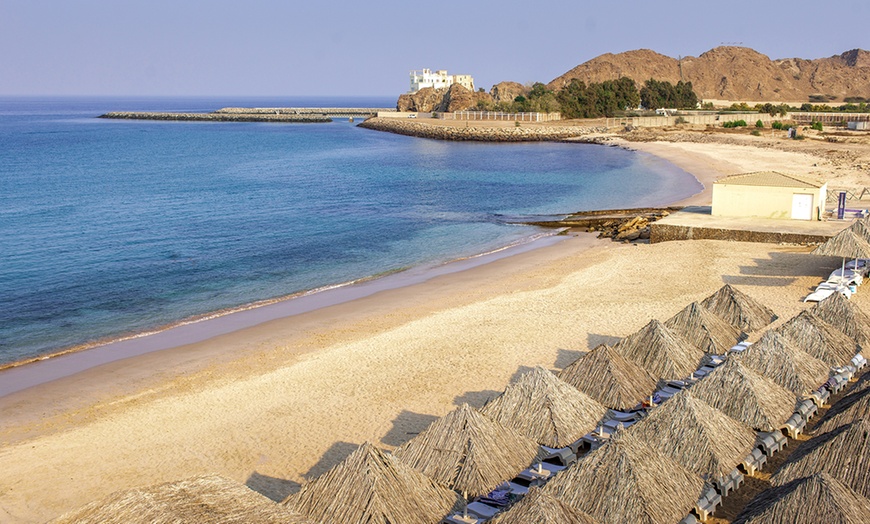 Image 19: Fujairah: 1-Night 4* Stay with Breakfast 