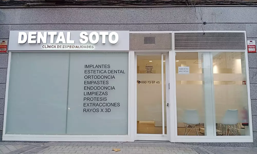 Limpieza bucal con ultrasonidos, pulido, revisión y opción a empastes