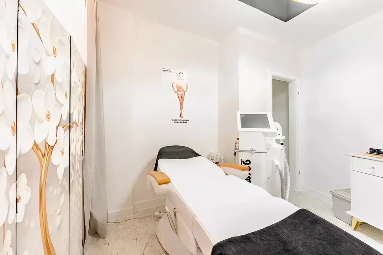 Augenbrauen- & Wimpern färben inkl. korrektur